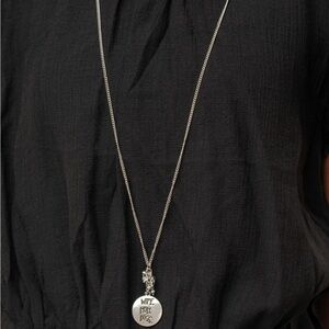 Costume Jewelry-Chic Silver Pendant Necklace